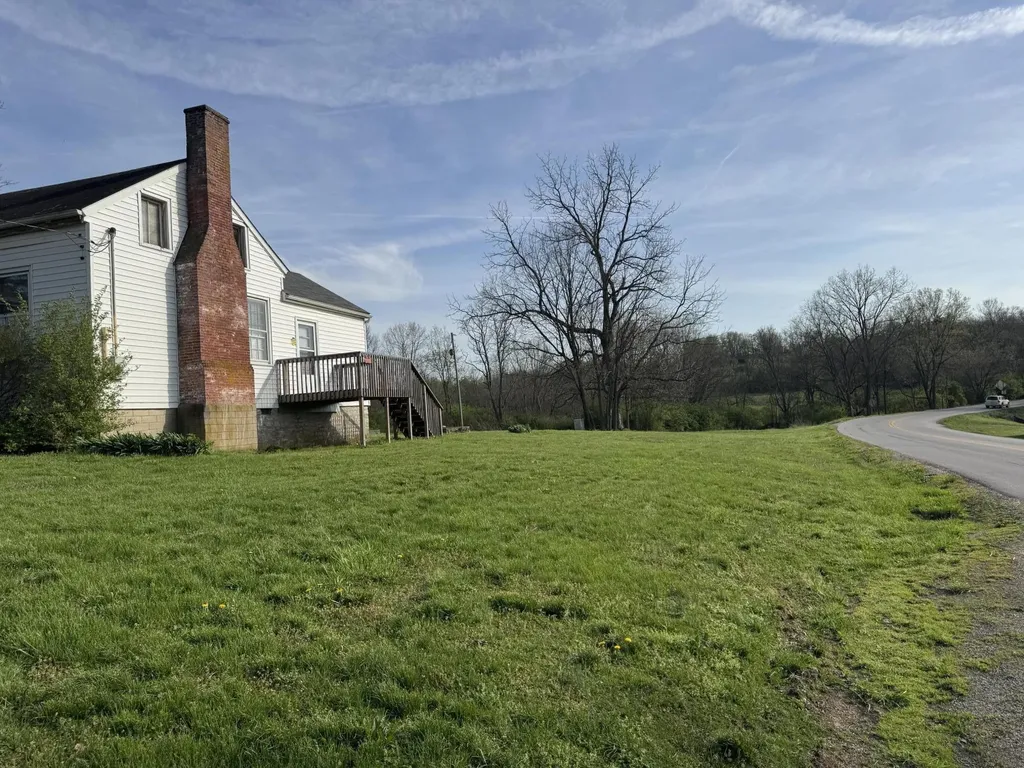 3859 Millersburg Ruddles Mill Road Paris KY 40361