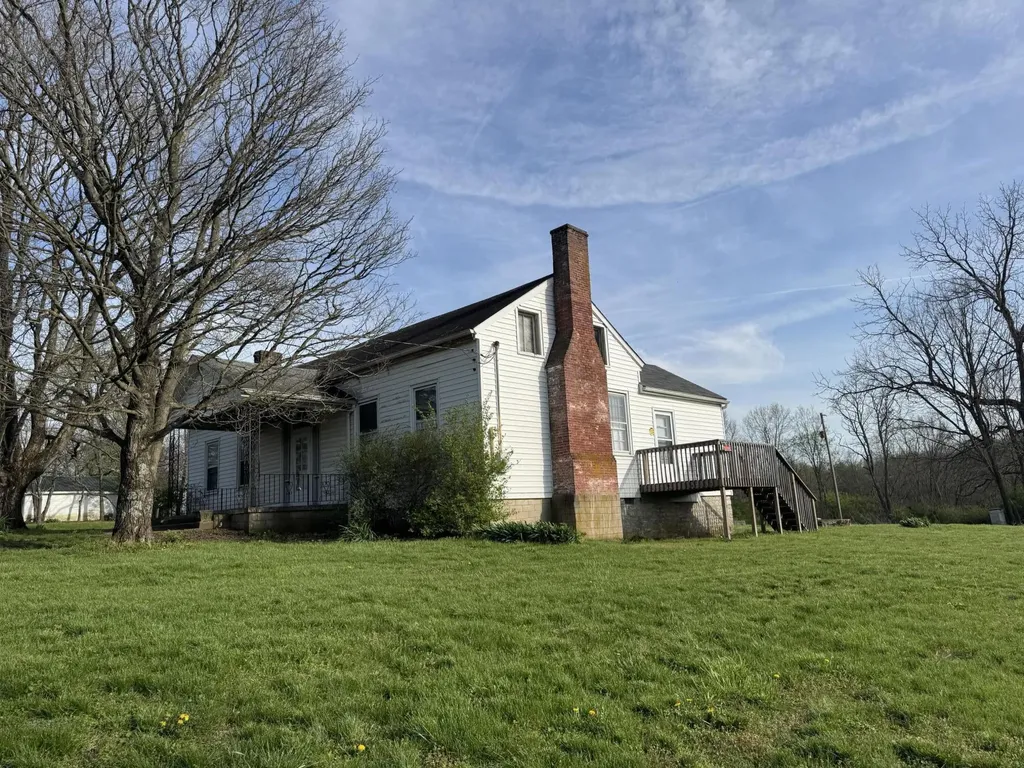 3859 Millersburg Ruddles Mill Road Paris KY 40361