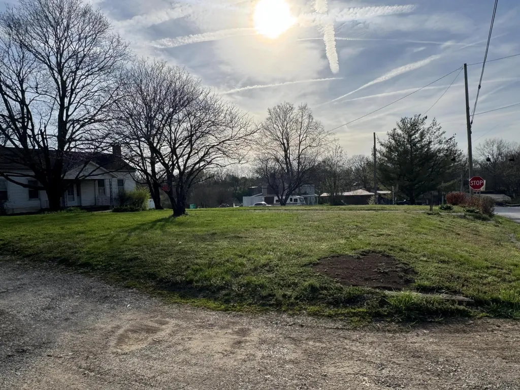 3859 Millersburg Ruddles Mill Road Paris KY 40361