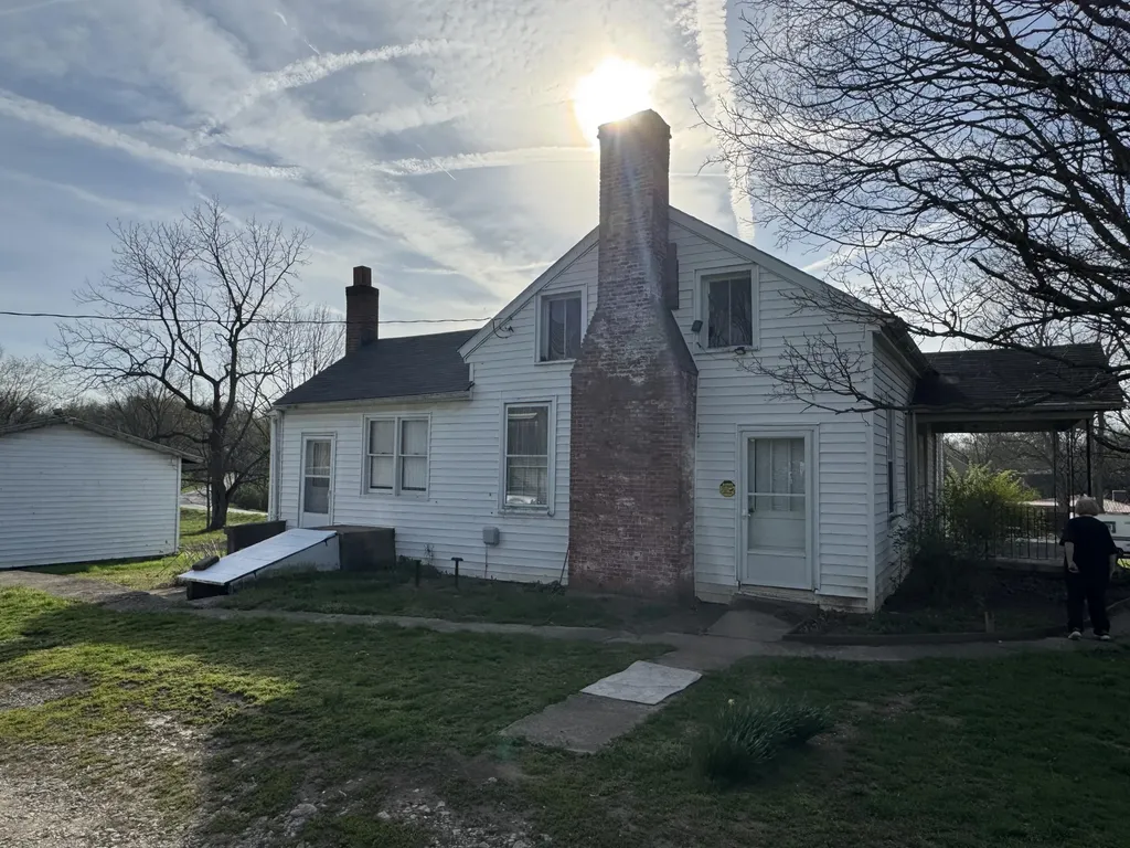 3859 Millersburg Ruddles Mill Road Paris KY 40361