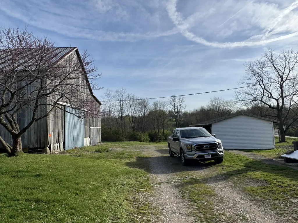 3859 Millersburg Ruddles Mill Road Paris KY 40361