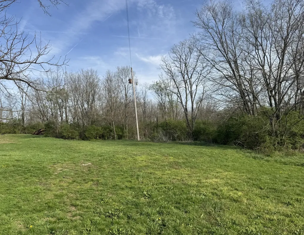 3859 Millersburg Ruddles Mill Road Paris KY 40361