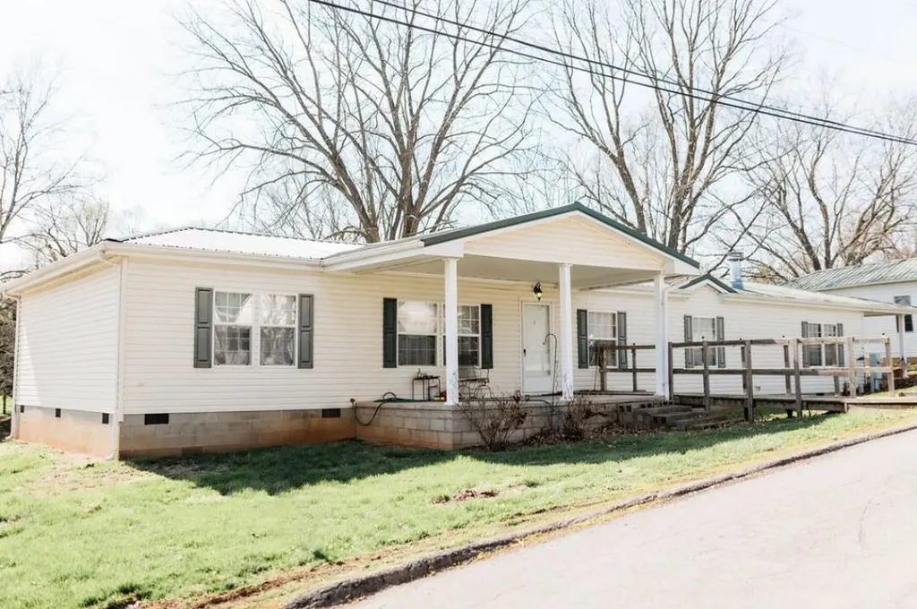 101 Arnold Heights Carlisle KY 40311