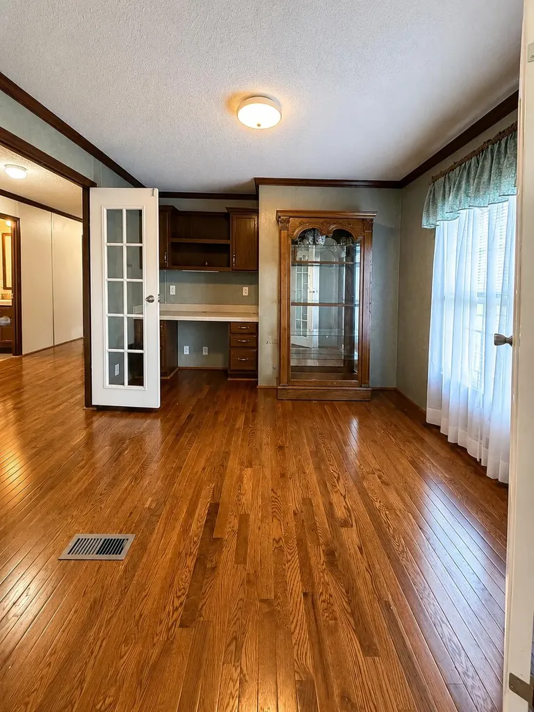 101 Arnold Heights Carlisle KY 40311