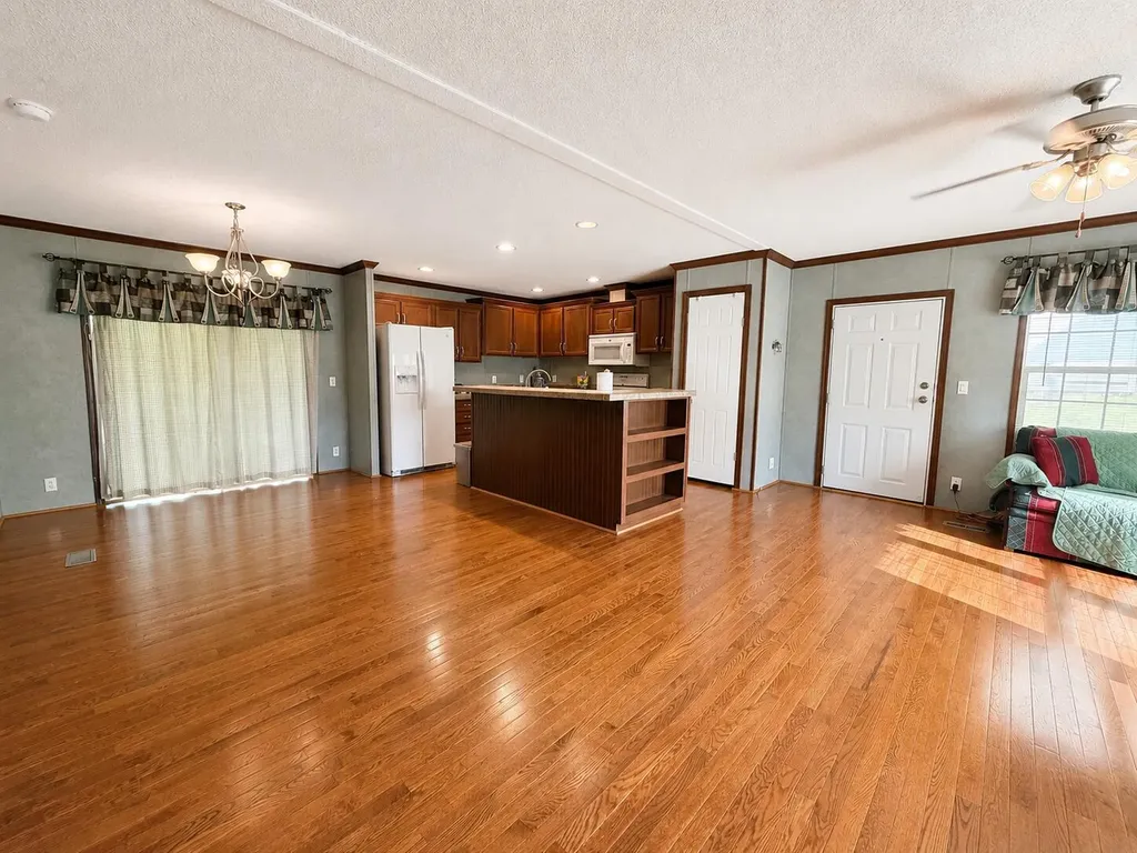 101 Arnold Heights Carlisle KY 40311