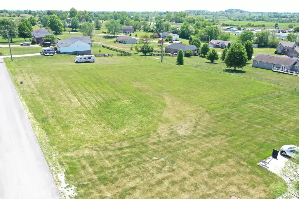 18 Kay Avenue Lancaster KY 40444