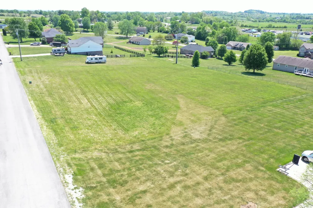 18 Kay Avenue Lancaster KY 40444