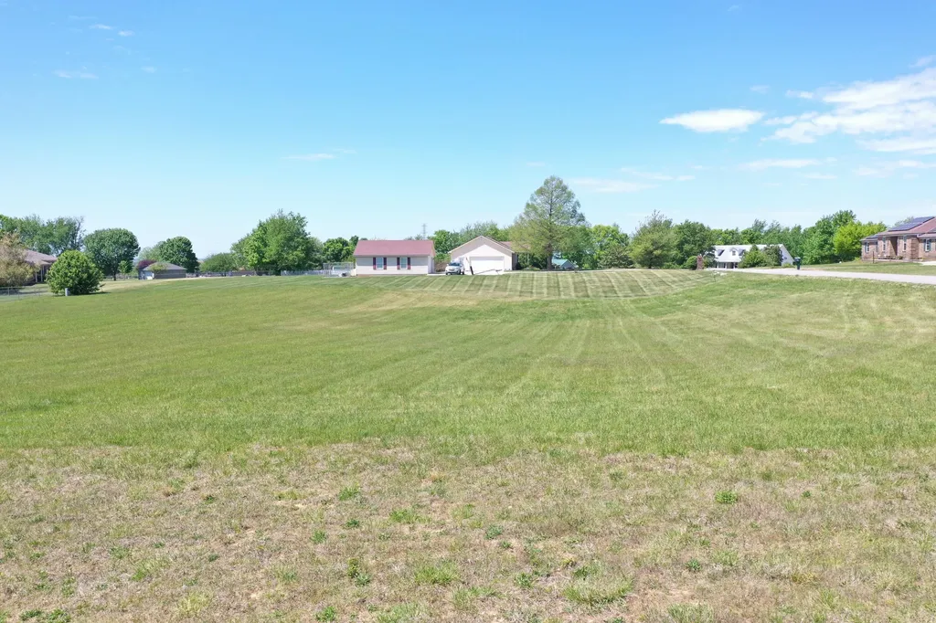 18 Kay Avenue Lancaster KY 40444