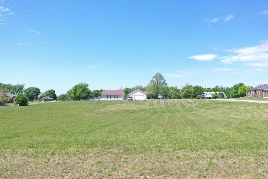 18 Kay Avenue Lancaster KY 40444