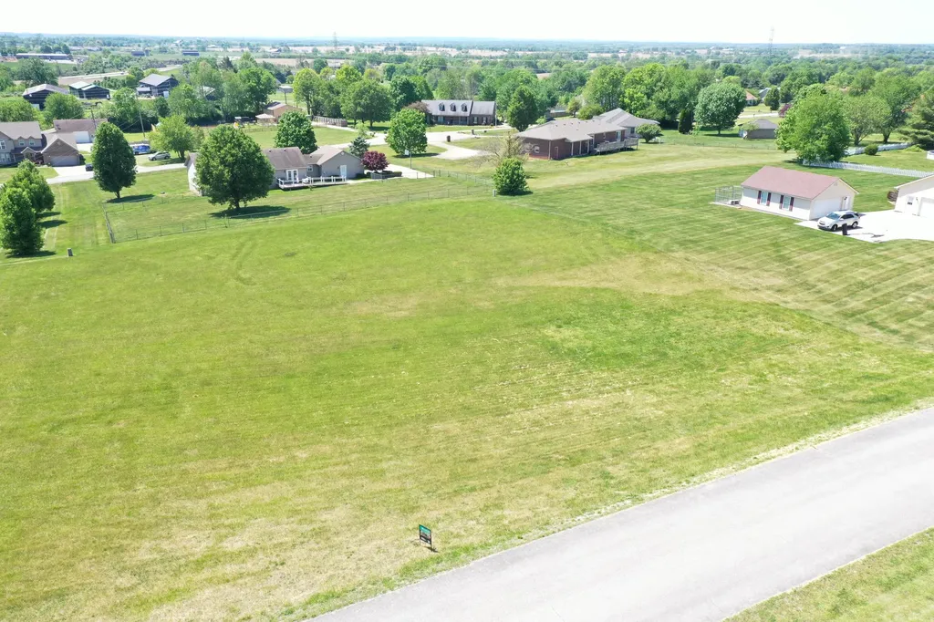 18 Kay Avenue Lancaster KY 40444