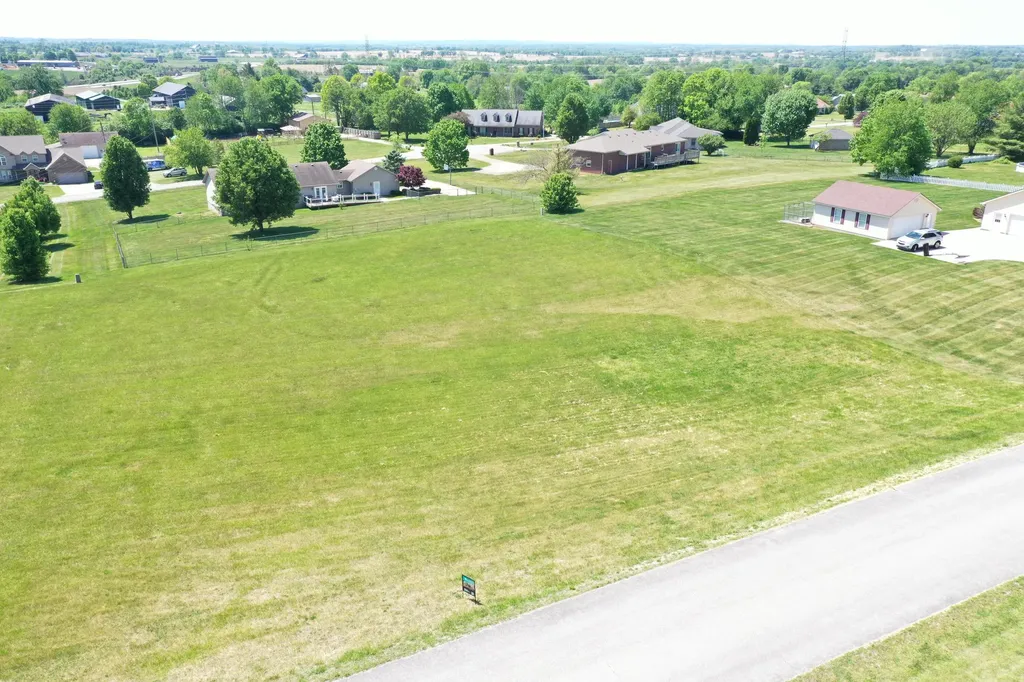 18 Kay Avenue Lancaster KY 40444