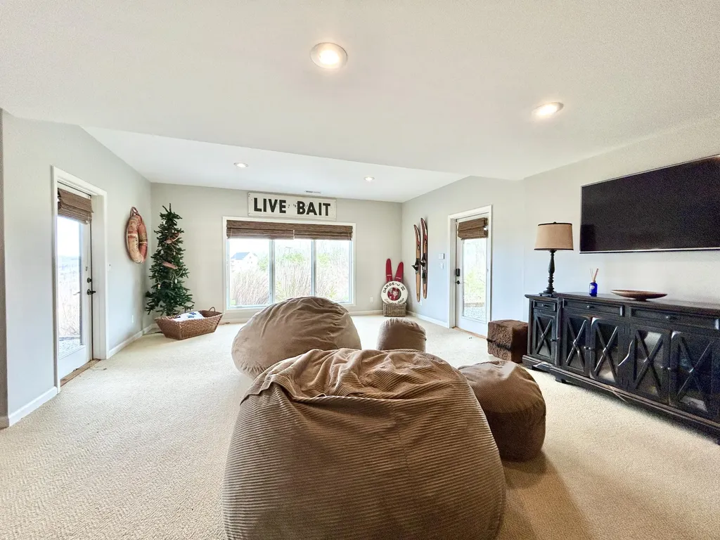 1166 Sandstone Point Trail Monticello KY 42633