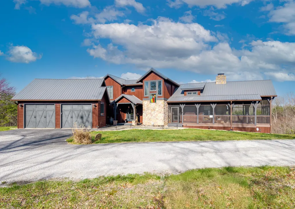 1166 Sandstone Point Trail Monticello KY 42633
