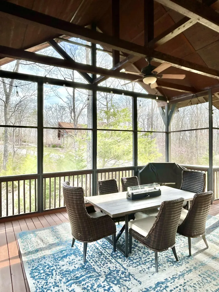 1166 Sandstone Point Trail Monticello KY 42633