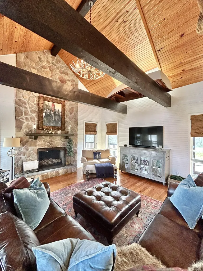 1166 Sandstone Point Trail Monticello KY 42633