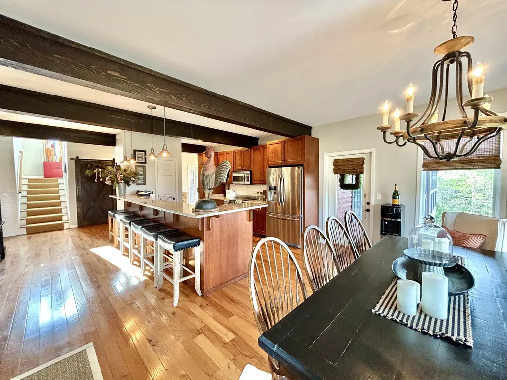 1166 Sandstone Point Trail Monticello KY 42633