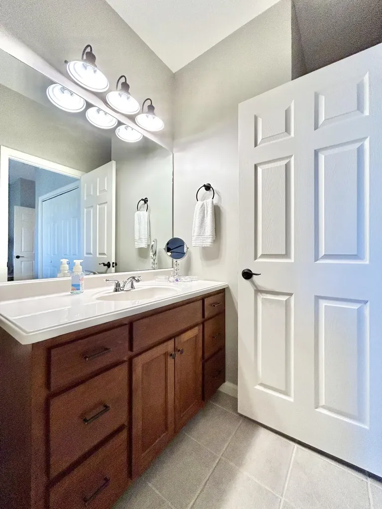 1166 Sandstone Point Trail Monticello KY 42633