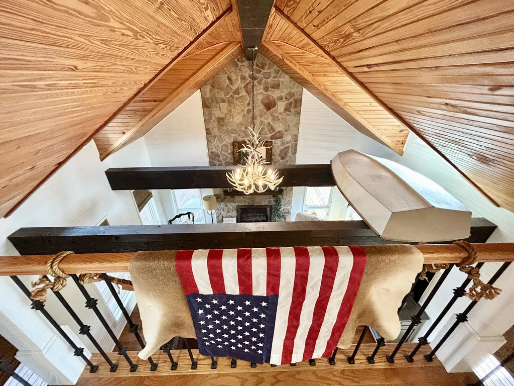 1166 Sandstone Point Trail Monticello KY 42633