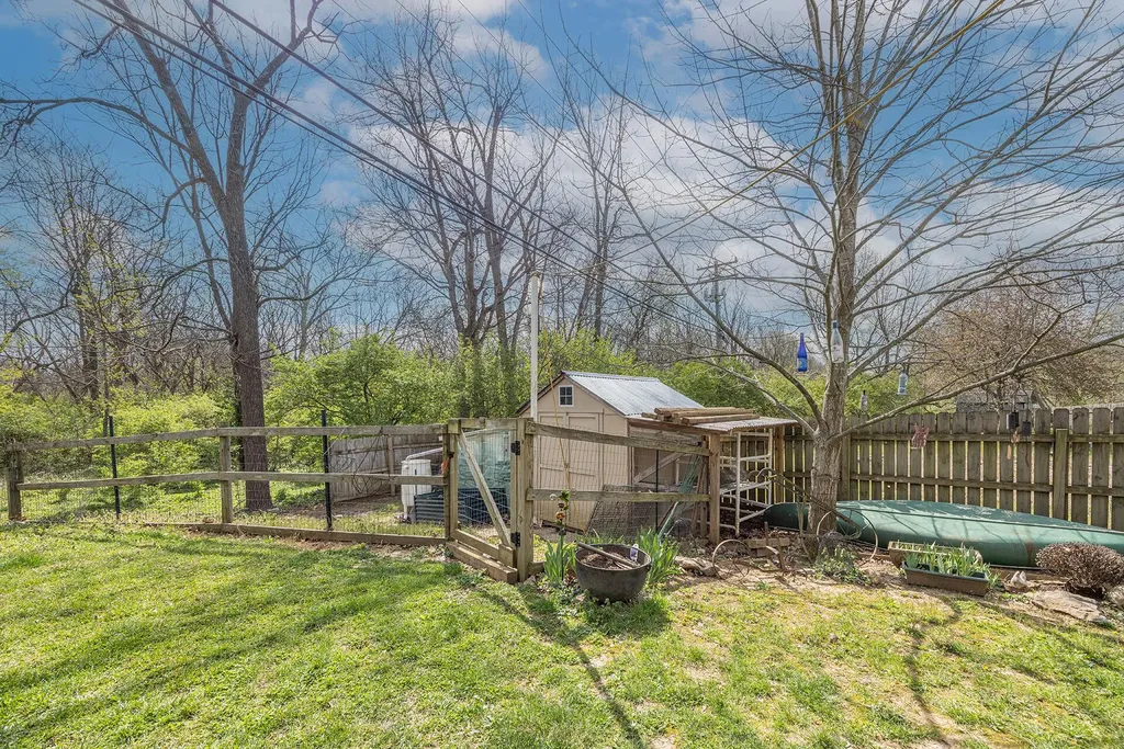 2050 Old Higbee Mill Road Lexington KY 40514