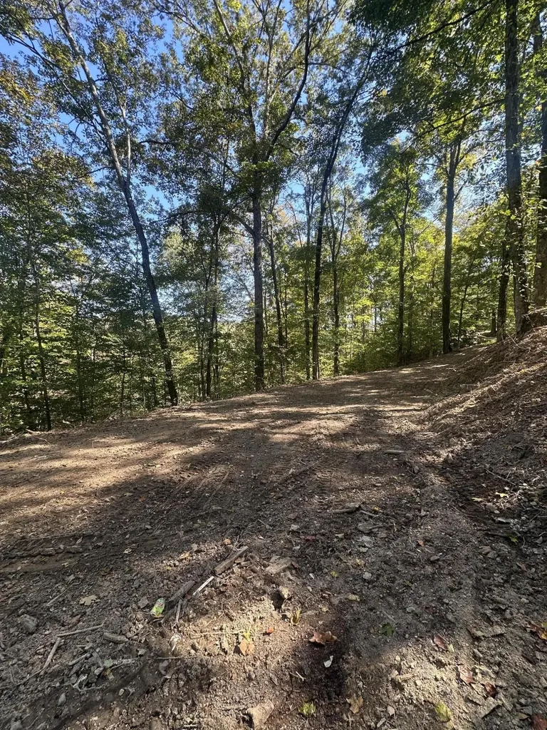 185 Sugar 2 Road Nancy KY 42544