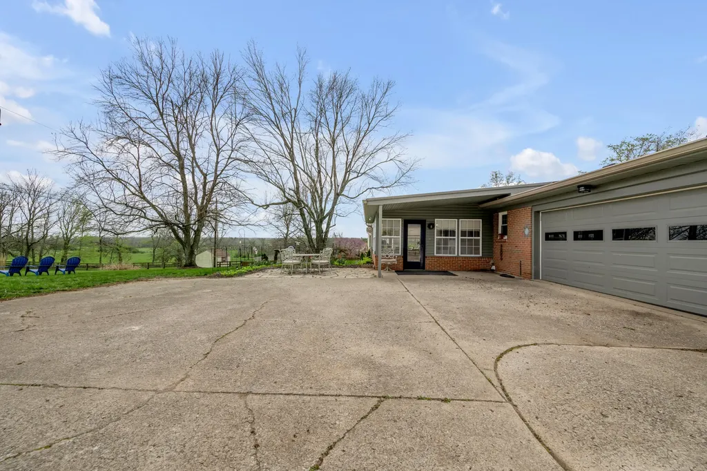 133 Vincewood Drive Nicholasville KY 40356