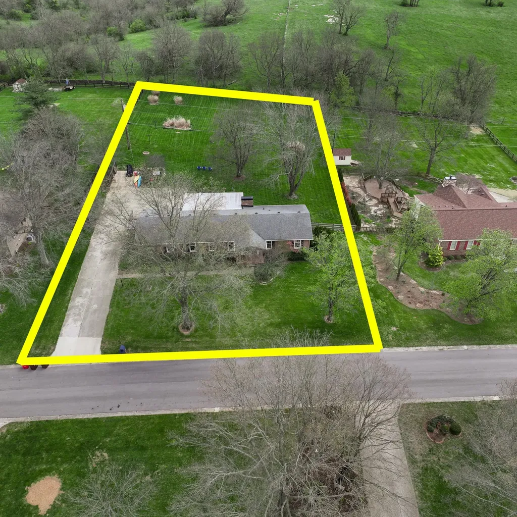 133 Vincewood Drive Nicholasville KY 40356