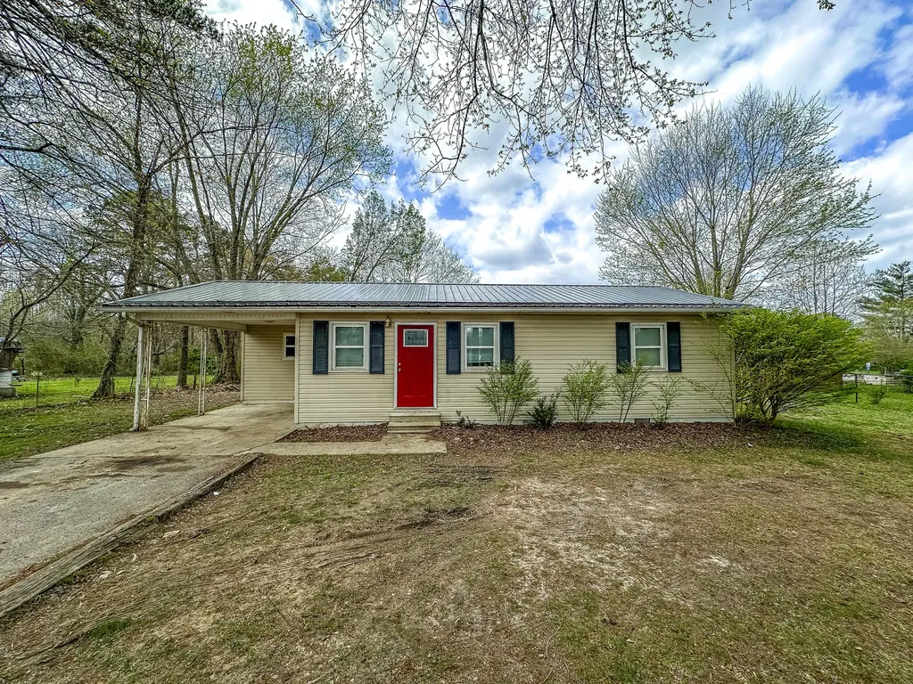 391 Line Creek Road Lily KY 40740