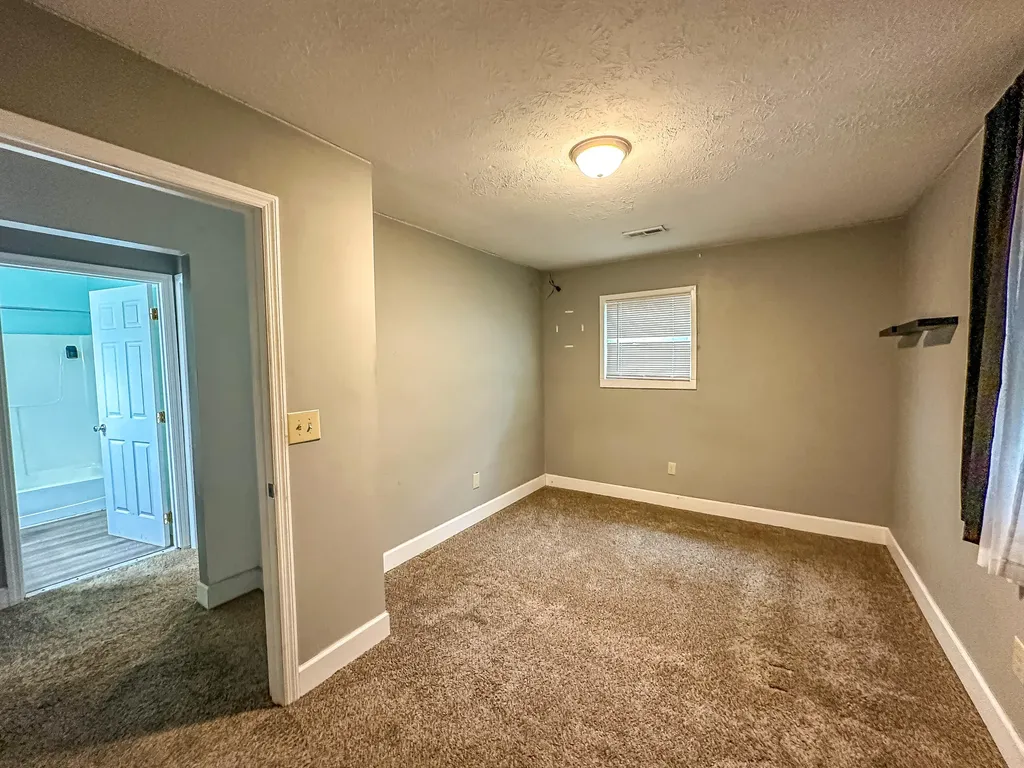 391 Line Creek Road Lily KY 40740