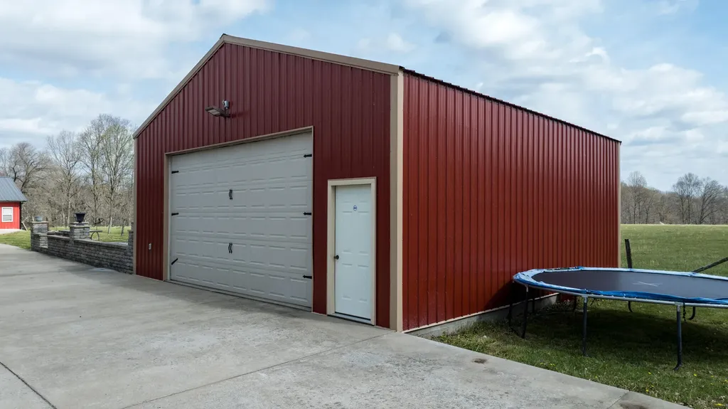 77 Deerfield Lane Dunnville KY 42528