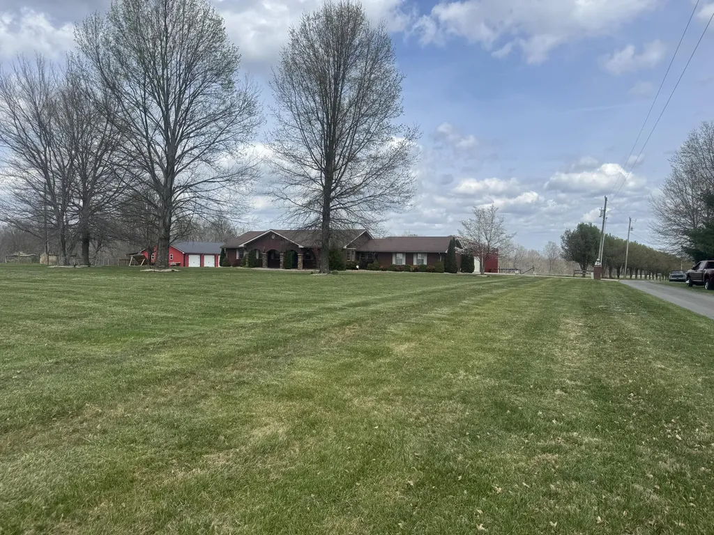 77 Deerfield Lane Dunnville KY 42528
