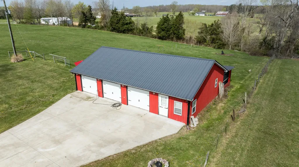 77 Deerfield Lane Dunnville KY 42528