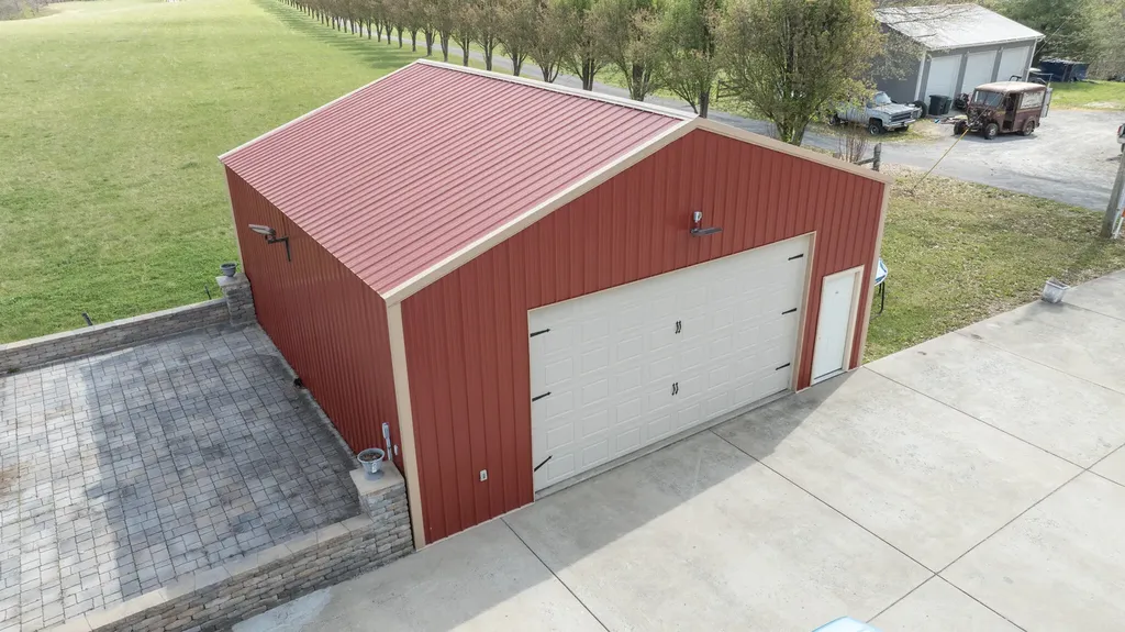 77 Deerfield Lane Dunnville KY 42528