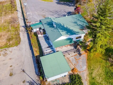 38 E Main Street Paris KY 40361
