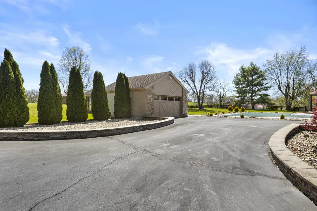 3760 Old Boonesboro Road Winchester KY 40391
