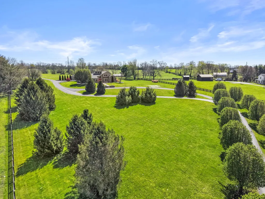 3760 Old Boonesboro Road Winchester KY 40391