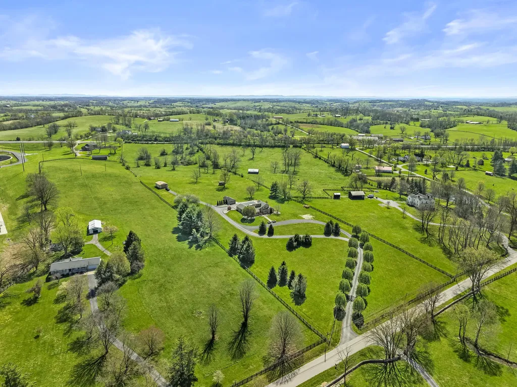 3760 Old Boonesboro Road Winchester KY 40391