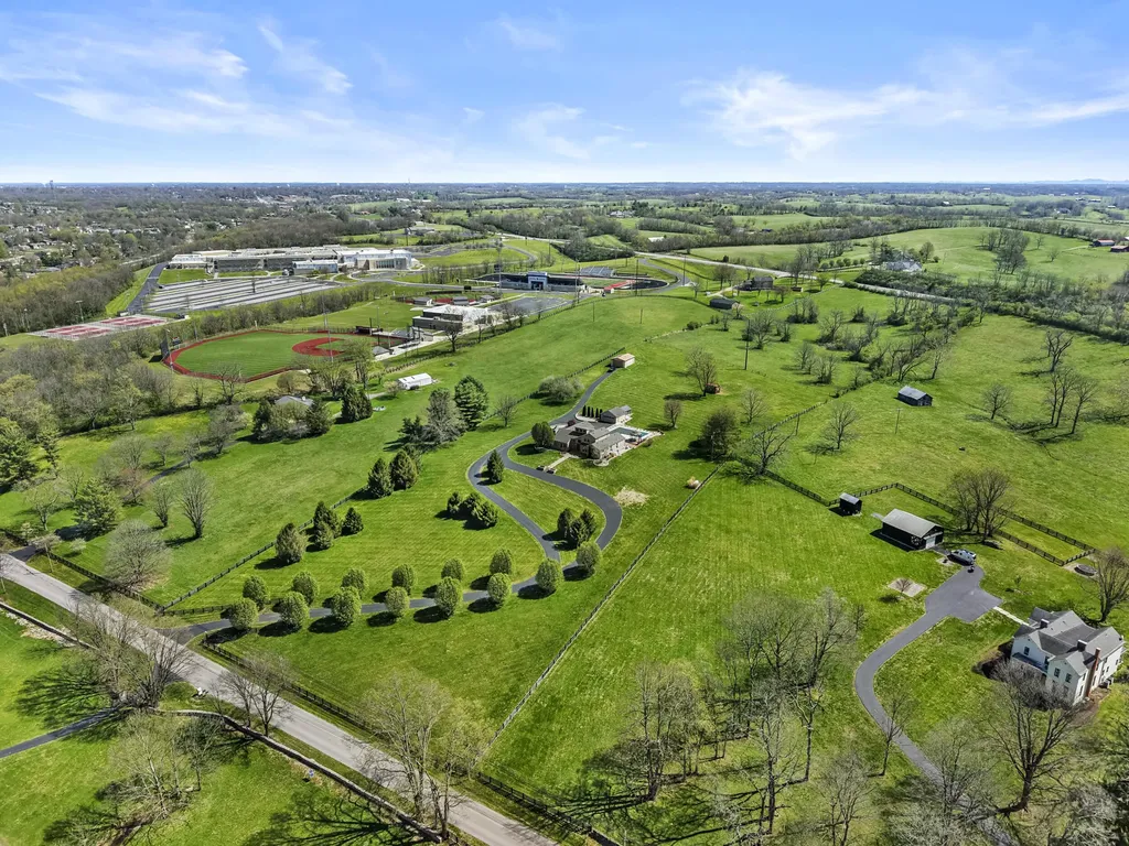 3760 Old Boonesboro Road Winchester KY 40391