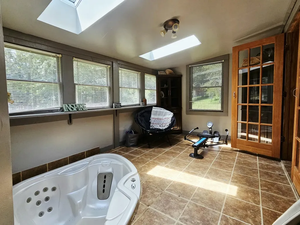 11 Pretty Ridge Road Wellington KY 40387