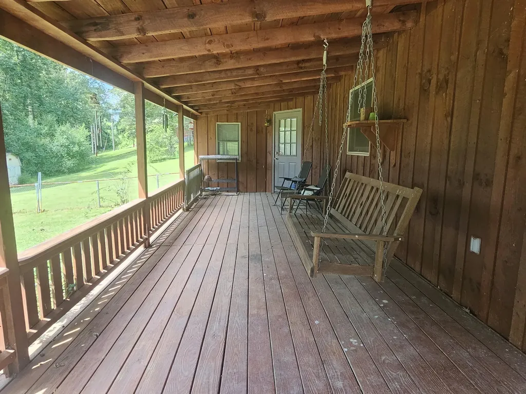 11 Pretty Ridge Road Wellington KY 40387