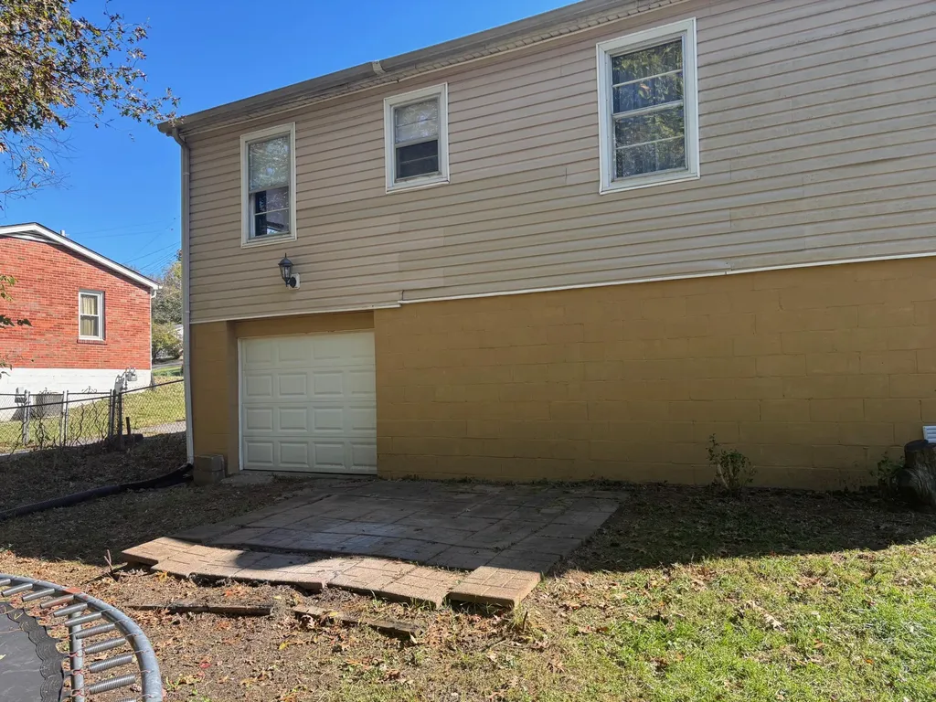 106 Bender Drive Frankfort KY 40601