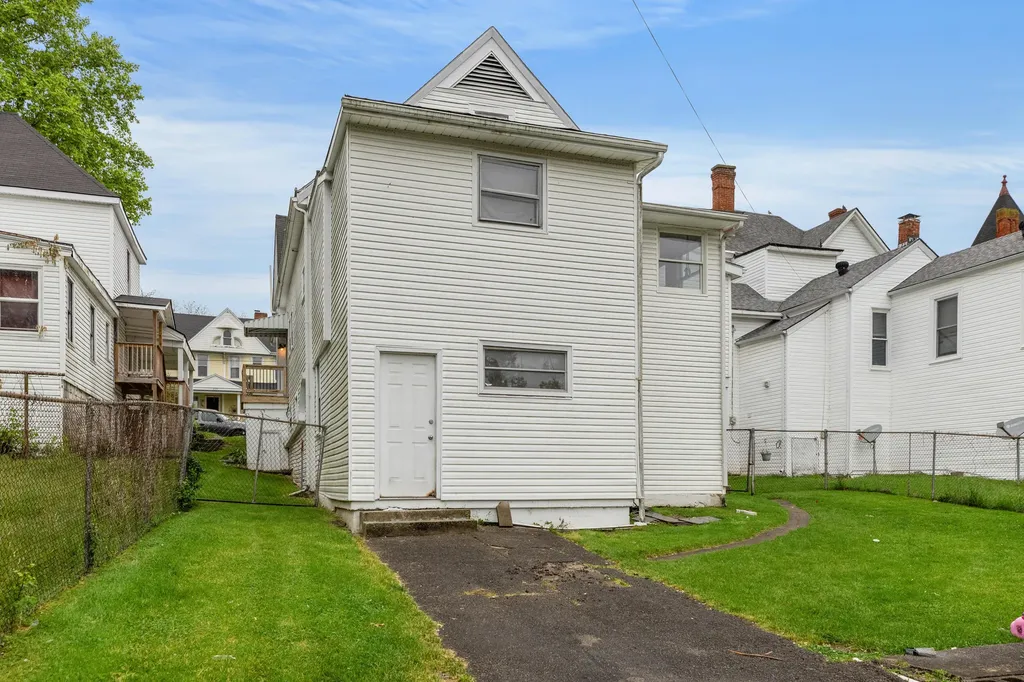221 S Highland Street Winchester KY 40391