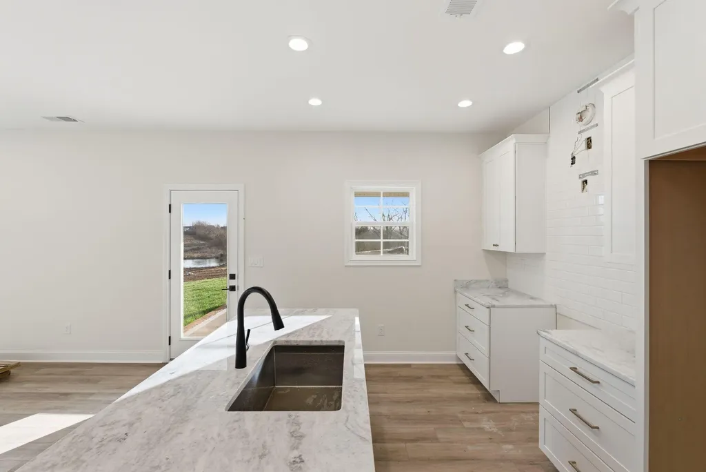 308 Skaggs Boulevard Nicholasville KY 40356