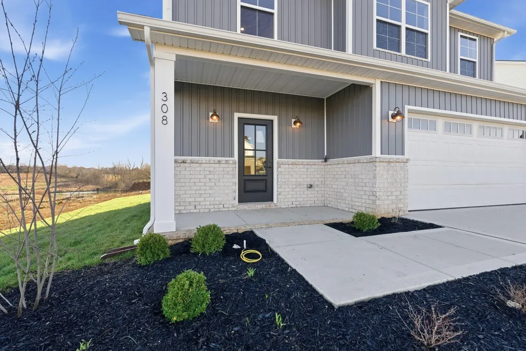 308 Skaggs Boulevard Nicholasville KY 40356