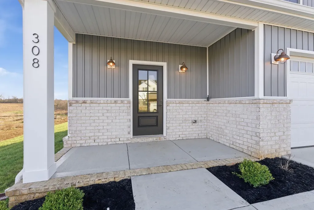 308 Skaggs Boulevard Nicholasville KY 40356