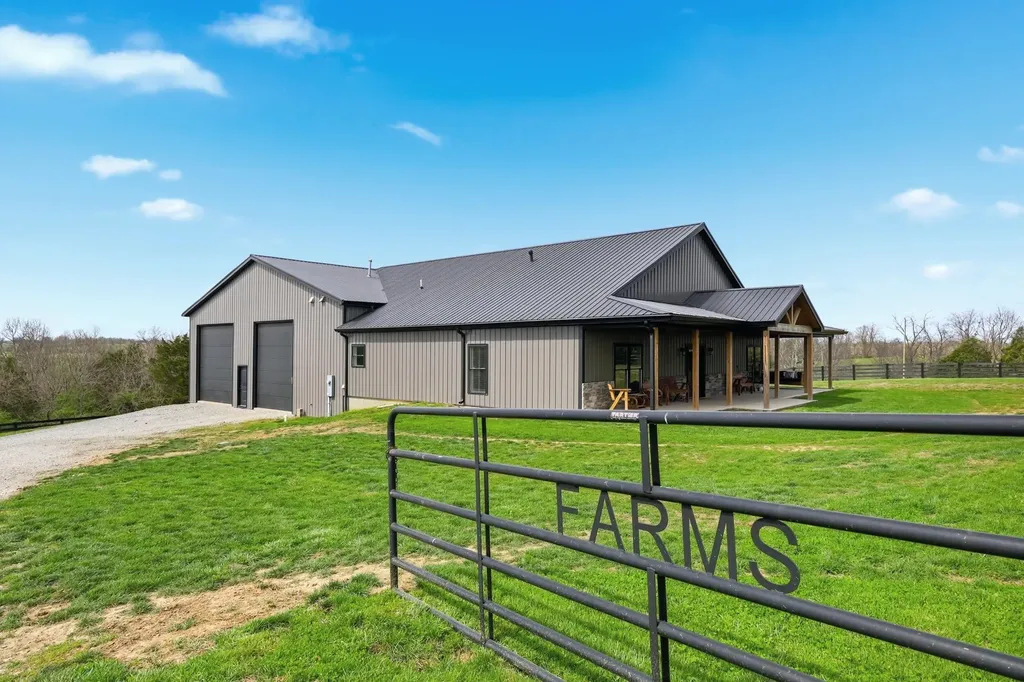 279 Dossett Lane Harrodsburg KY 40330