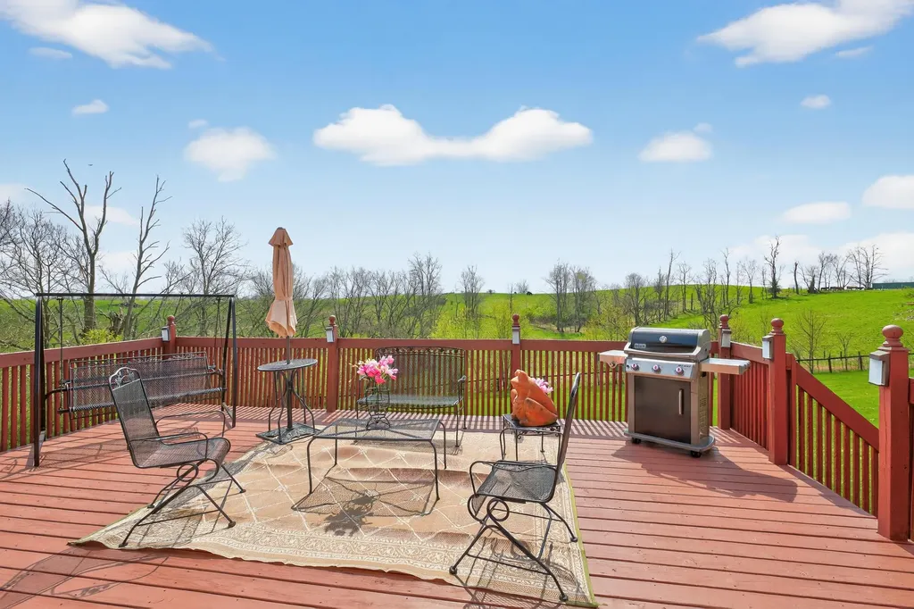 1775 Irvine Road Winchester KY 40391