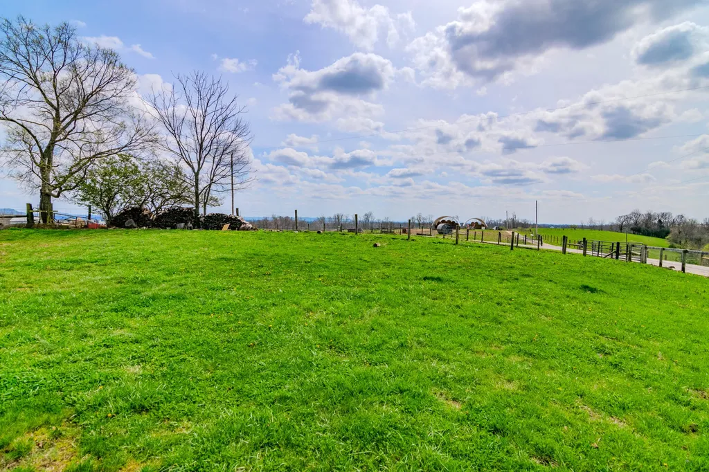 740 Pilot Ridge Lane Winchester KY 40391