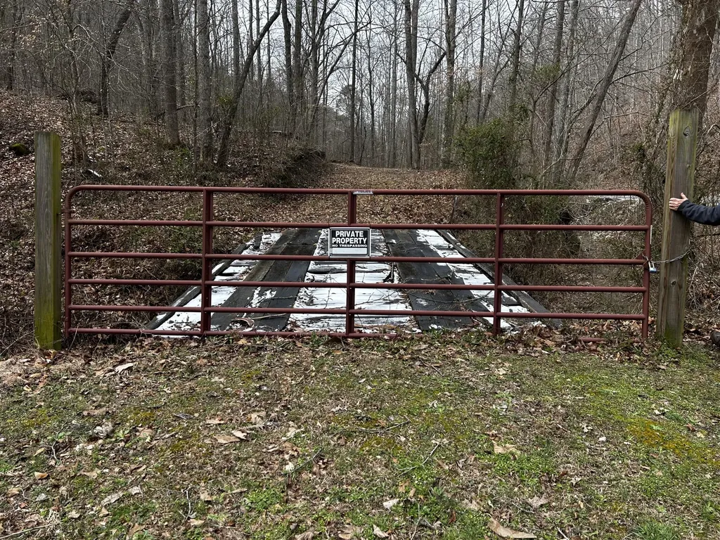 3252 Scotts Branch Road Vanceburg KY 41179