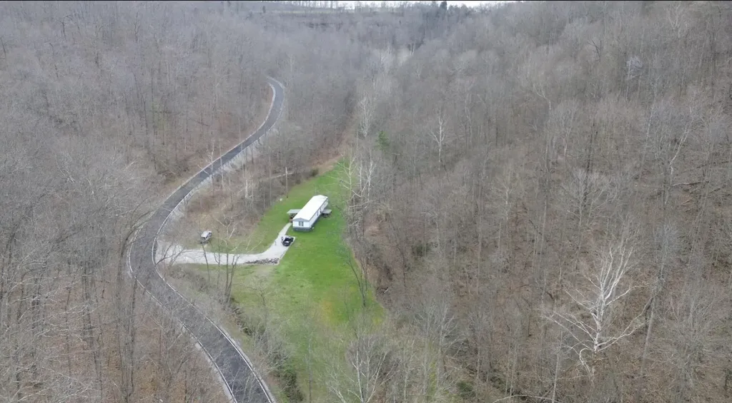 3252 Scotts Branch Road Vanceburg KY 41179