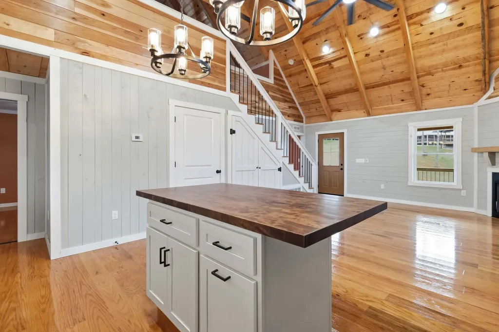 131 Pumpkin Creek Circle Jamestown KY 42629